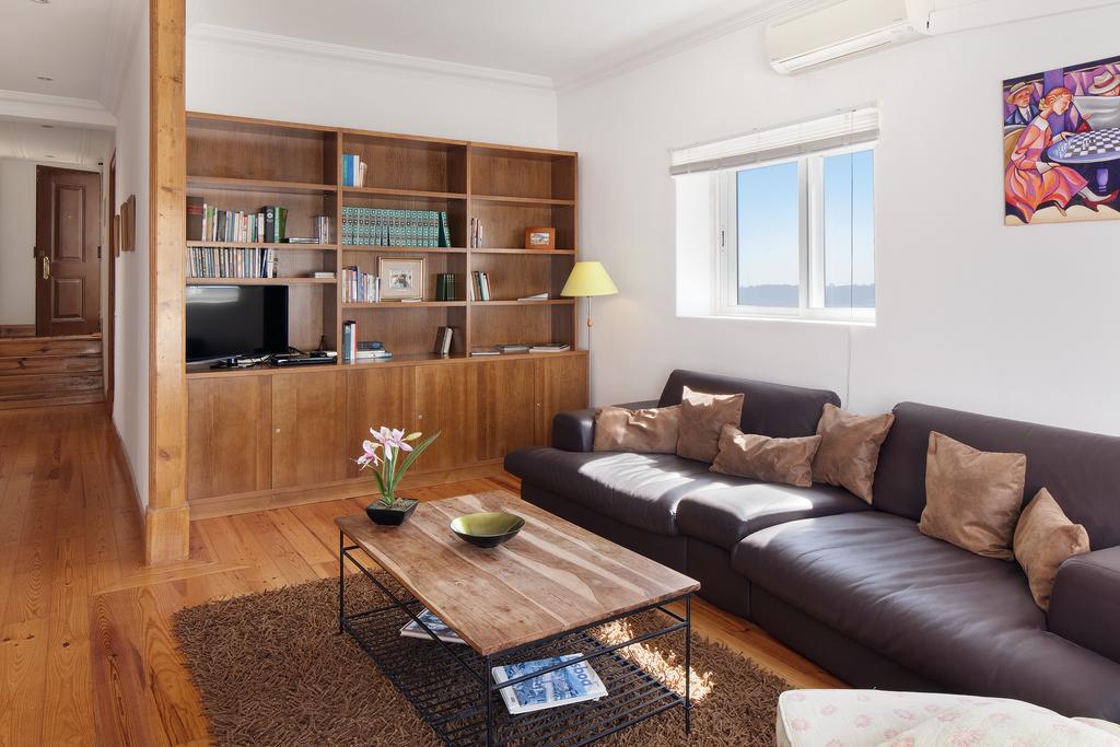 Lisbon Rentals Real Room photo